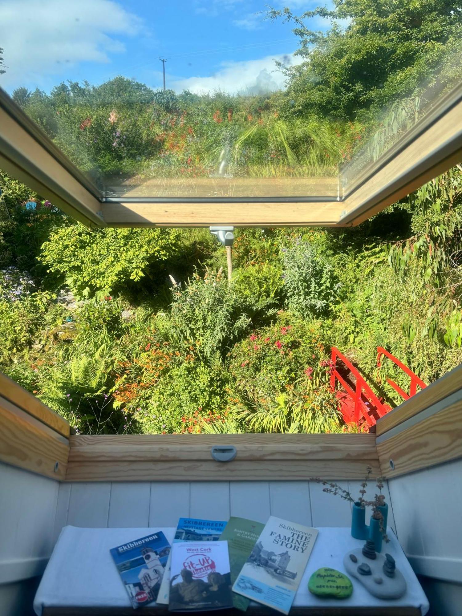 Streamside B And B With Parking Drimoleague Esterno foto